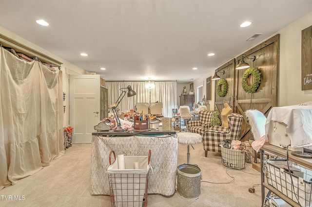 285 Princeton Gardens Drive, Johnson City, TN 37601