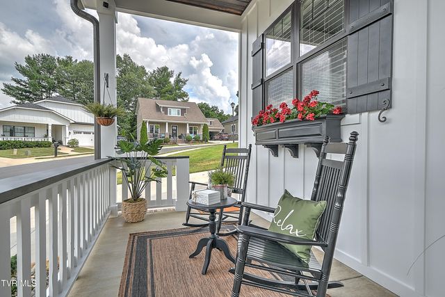 285 Princeton Gardens Drive, Johnson City, TN 37601