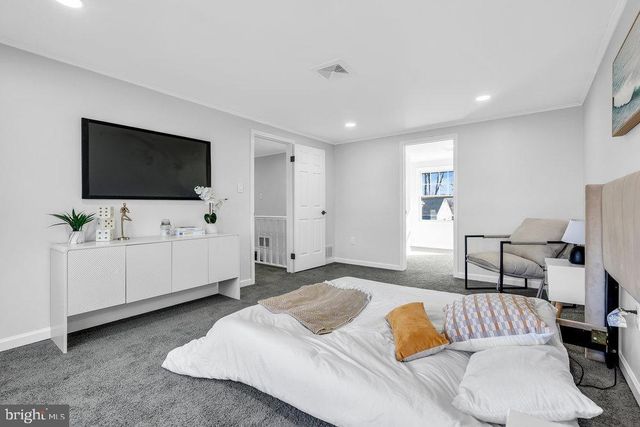 2800 PERNA LN, Vineland, NJ 08361