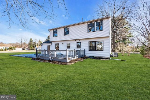 2800 PERNA LN, Vineland, NJ 08361