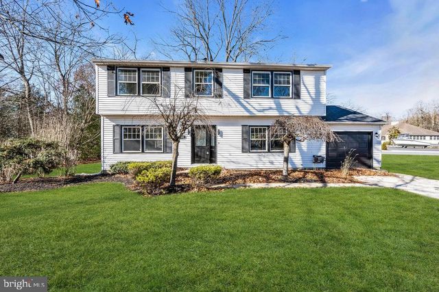 2800 PERNA LN, Vineland, NJ 08361