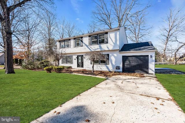 2800 PERNA LN, Vineland, NJ 08361