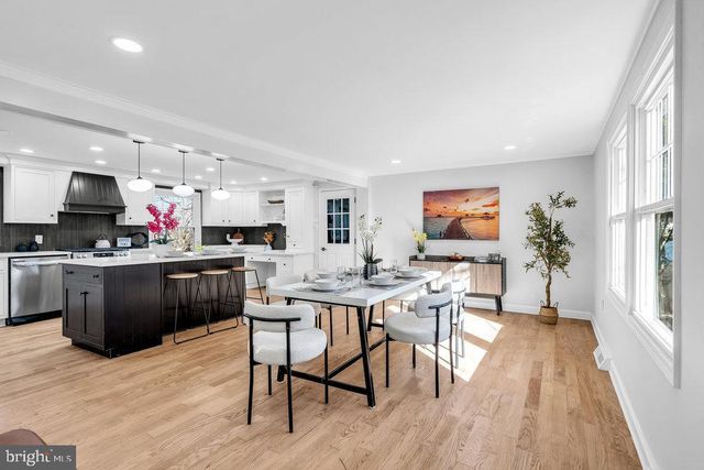 2800 PERNA LN, Vineland, NJ 08361