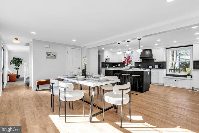 2800 PERNA LN, Vineland, NJ 08361