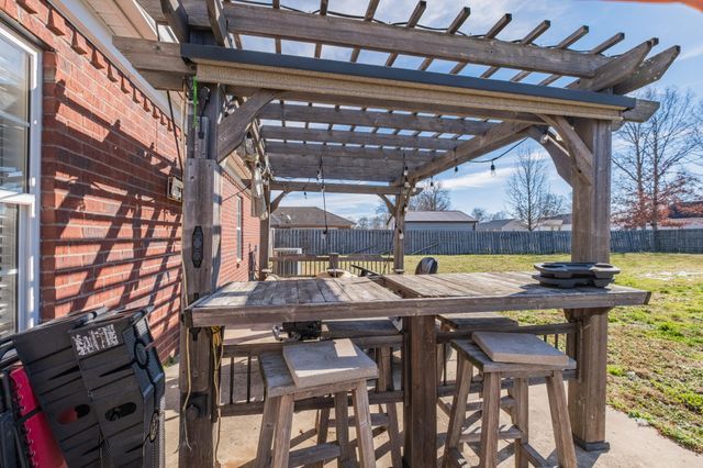 118 Hamilton Ct, Manchester, TN 37355