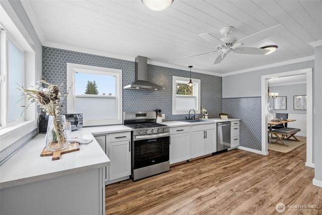 544 Whitworth Avenue S, Renton, WA 98057