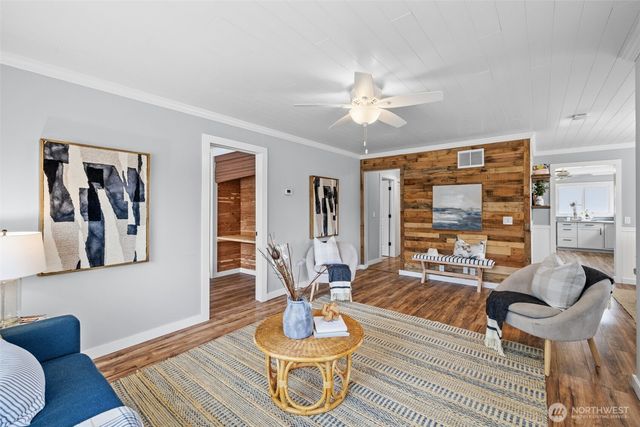 544 Whitworth Avenue S, Renton, WA 98057