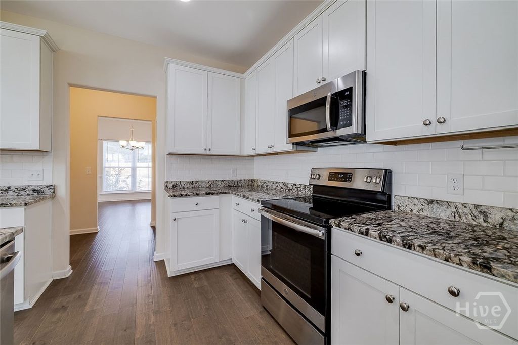 Image 12 of property listing at 801 Walthour Drive, Rincon, GA 31326