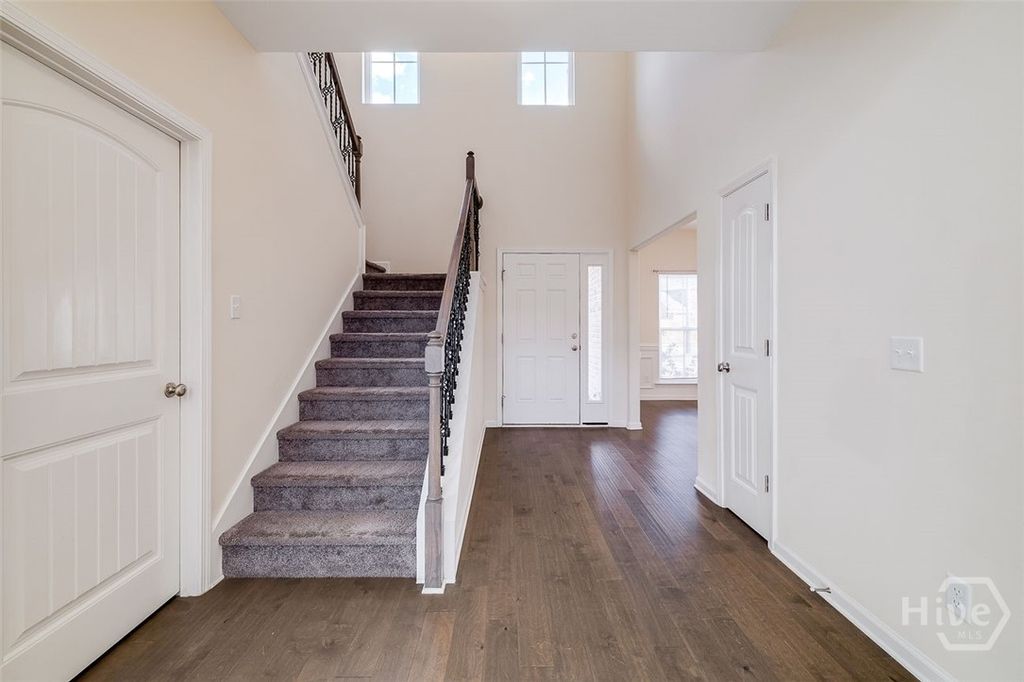 Image 17 of property listing at 801 Walthour Drive, Rincon, GA 31326