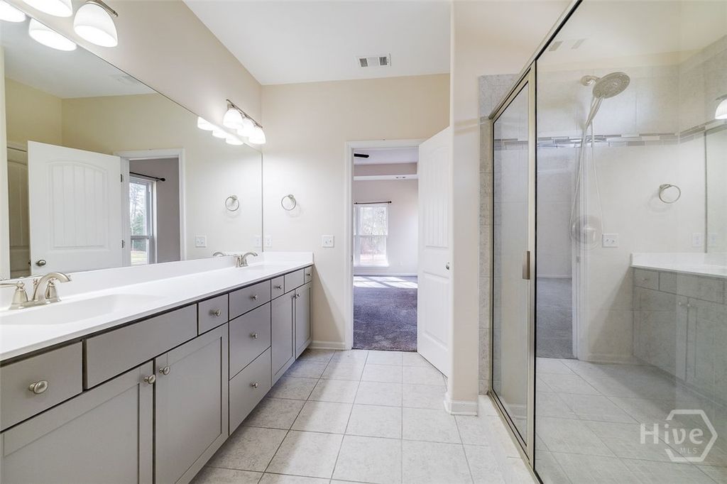Image 27 of property listing at 801 Walthour Drive, Rincon, GA 31326