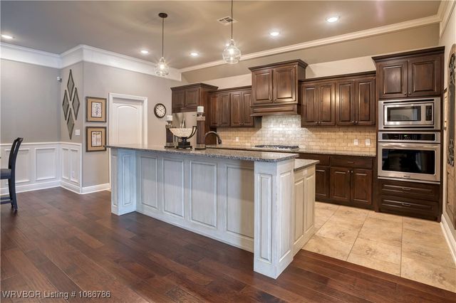 7904 Rome Way, Fort Smith, AR 72916