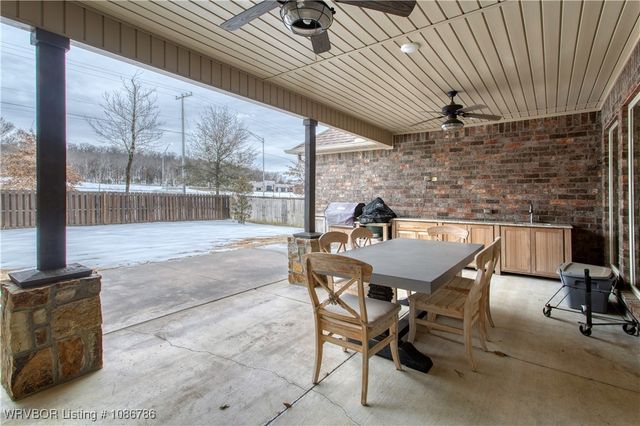 7904 Rome Way, Fort Smith, AR 72916