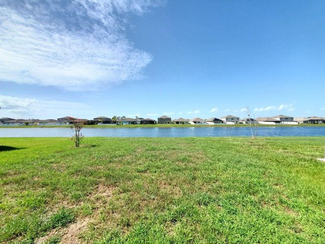 1014 GOLDEN SHINER AVENUE, Ruskin, FL 33570