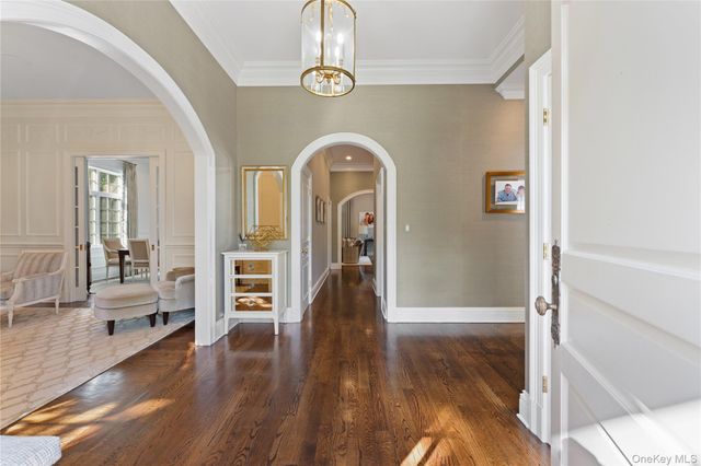 43 Black Birch Lane, Scarsdale, NY 10583