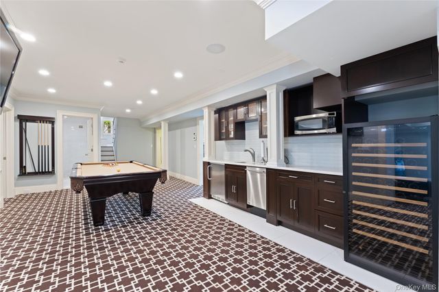 43 Black Birch Lane, Scarsdale, NY 10583