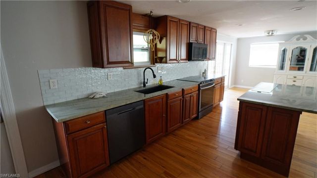 12861 Iona RD, Fort Myers, FL 33908