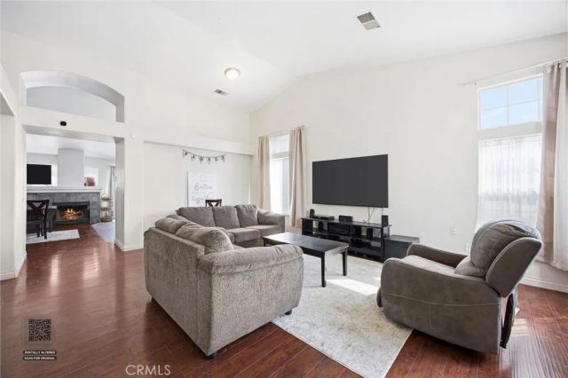 3802 Windflower Avenue, Bakersfield, CA 93313