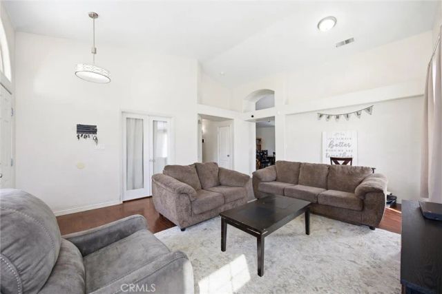 3802 Windflower Avenue, Bakersfield, CA 93313