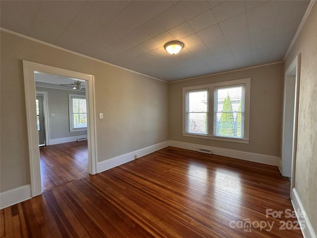 55 Mildred Avenue, Asheville, NC 28806