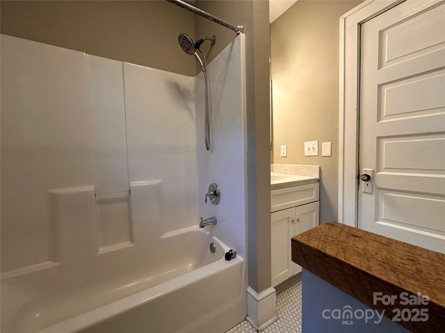 55 Mildred Avenue, Asheville, NC 28806