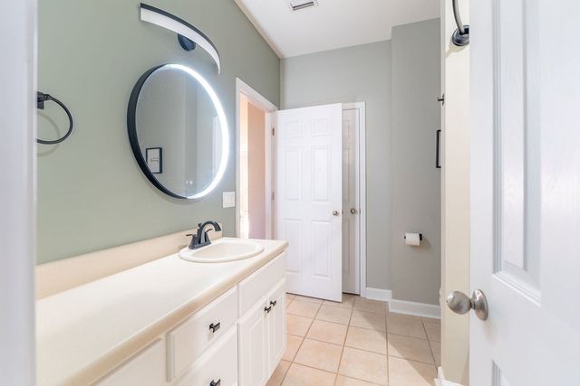 612 Frankfort, Dothan, AL 36305