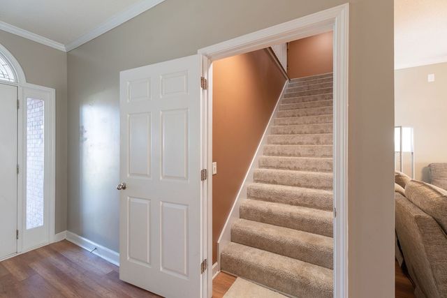 612 Frankfort, Dothan, AL 36305