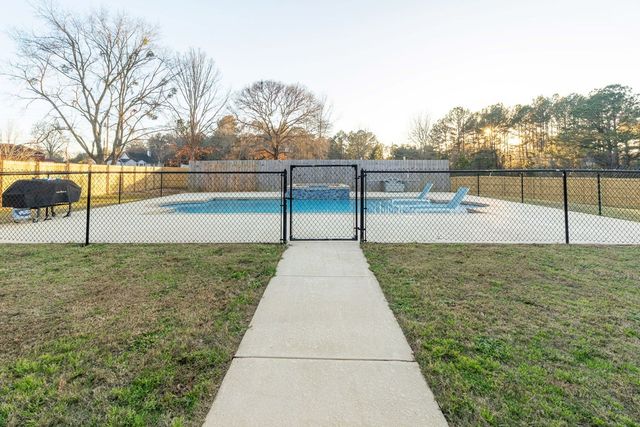 612 Frankfort, Dothan, AL 36305