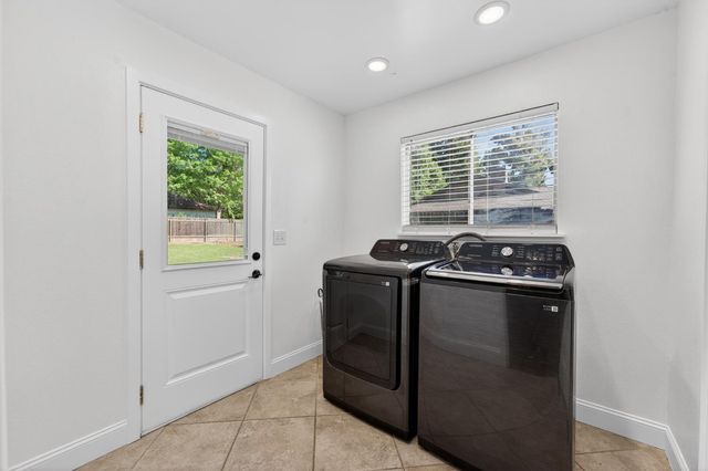 1224 Highland Ave, Yuba City, CA 95991