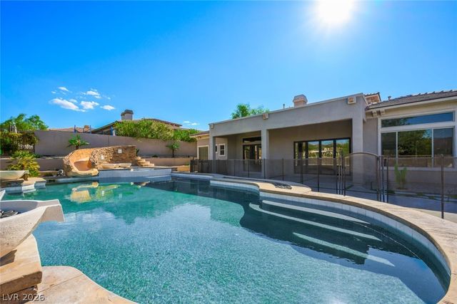 18 Wade Hampton Trail, Henderson, NV 89052