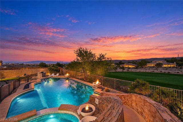 18 Wade Hampton Trail, Henderson, NV 89052