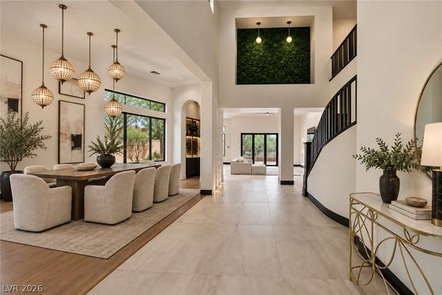 18 Wade Hampton Trail, Henderson, NV 89052