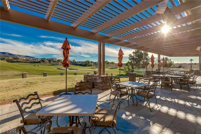 18 Wade Hampton Trail, Henderson, NV 89052