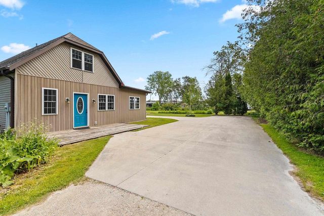 1411 SCHOOL STREET, Two Rivers, WI 54241