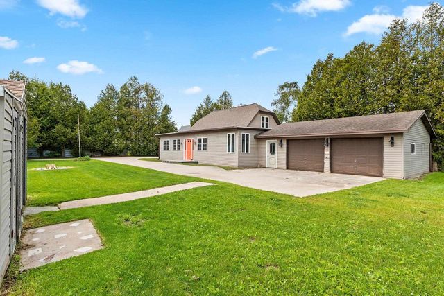1411 SCHOOL STREET, Two Rivers, WI 54241