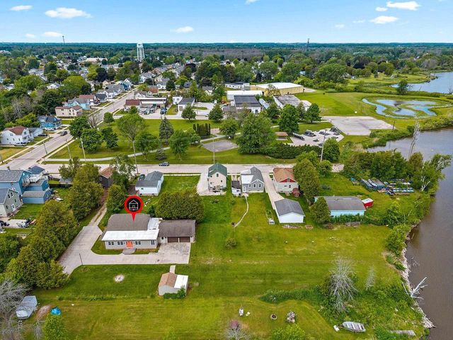 1411 SCHOOL STREET, Two Rivers, WI 54241