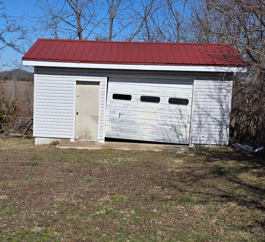 698 700 W Commercial Street, Mansfield, MO 65704