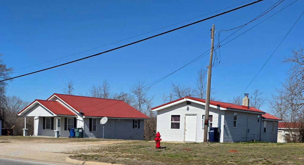 698 700 W Commercial Street, Mansfield, MO 65704