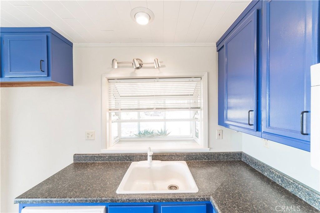 Image 11 of property listing at 9215 Encelia, Morongo Valley, CA 92256