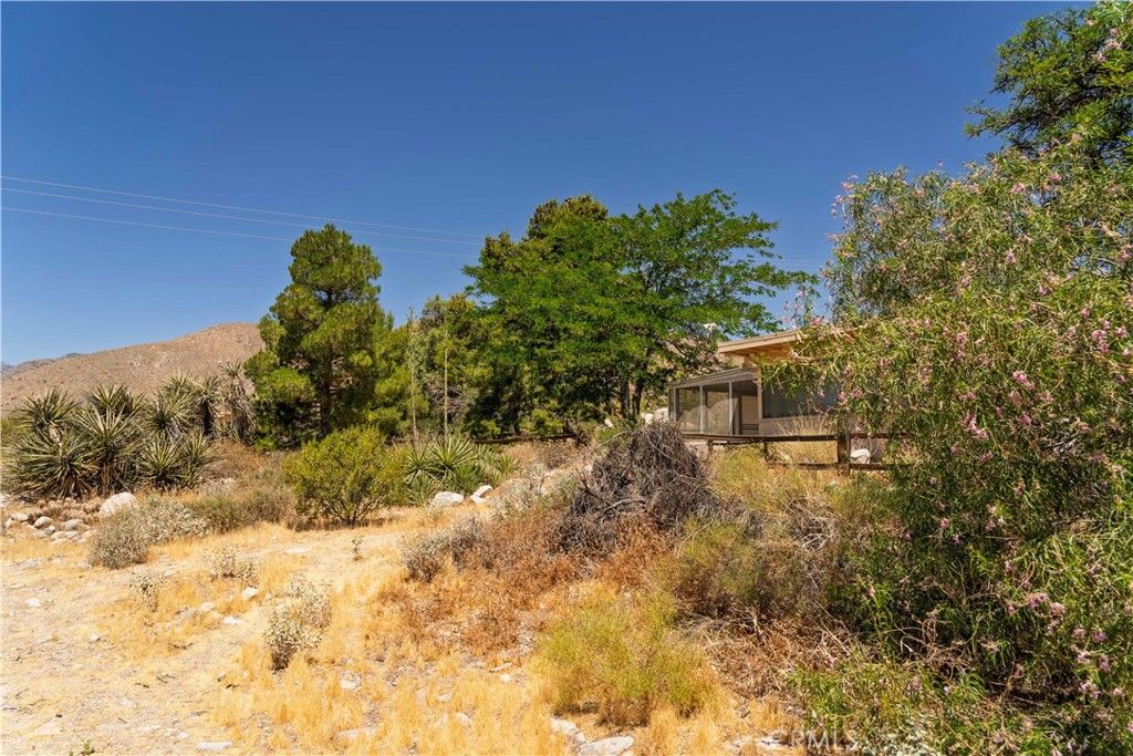 Image 22 of property listing at 9215 Encelia, Morongo Valley, CA 92256