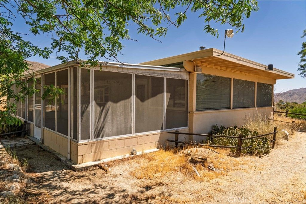Image 24 of property listing at 9215 Encelia, Morongo Valley, CA 92256