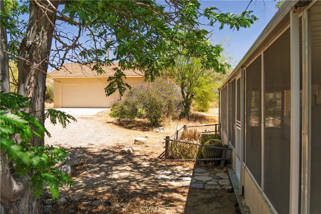 Image 25 of property listing at 9215 Encelia, Morongo Valley, CA 92256