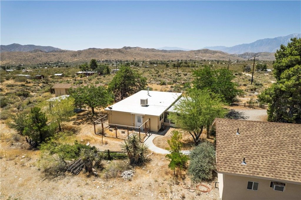 Image 35 of property listing at 9215 Encelia, Morongo Valley, CA 92256