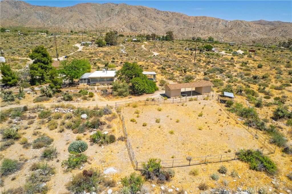 Image 40 of property listing at 9215 Encelia, Morongo Valley, CA 92256