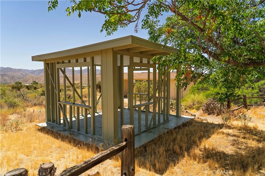 Image 44 of property listing at 9215 Encelia, Morongo Valley, CA 92256
