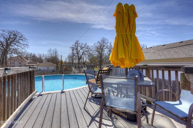 8800 SE 72nd Terrace, Baxter Springs, KS 66713