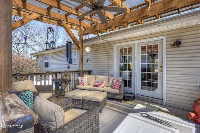 8800 SE 72nd Terrace, Baxter Springs, KS 66713