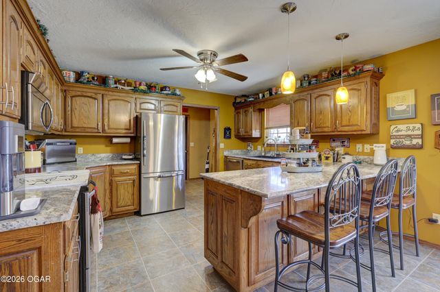 8800 SE 72nd Terrace, Baxter Springs, KS 66713