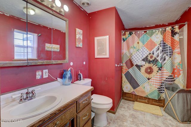 8800 SE 72nd Terrace, Baxter Springs, KS 66713