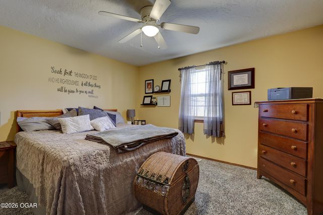 8800 SE 72nd Terrace, Baxter Springs, KS 66713