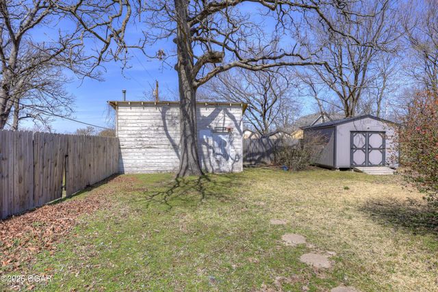 8800 SE 72nd Terrace, Baxter Springs, KS 66713